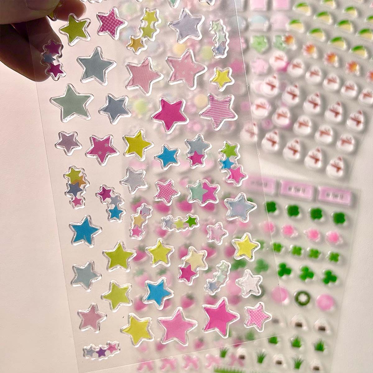 Strawberry Huller - 1pc かわいい漫画クローバーイチゴ滴下グルーステッカー、DIY スクラップブッキングジャーナリング電話ケース装飾、かわいいプランナー文具