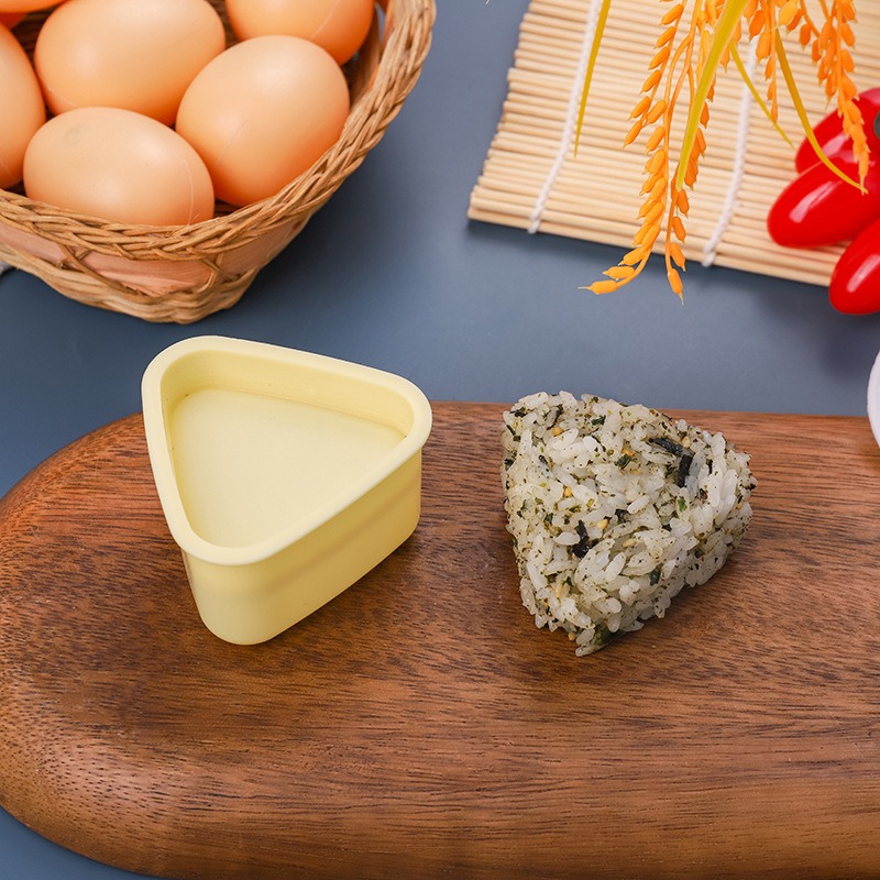寿司作りツール 三角形シェイパー おにぎり型 デコアクセサリ - Rice Ball Mold のレビューと価格