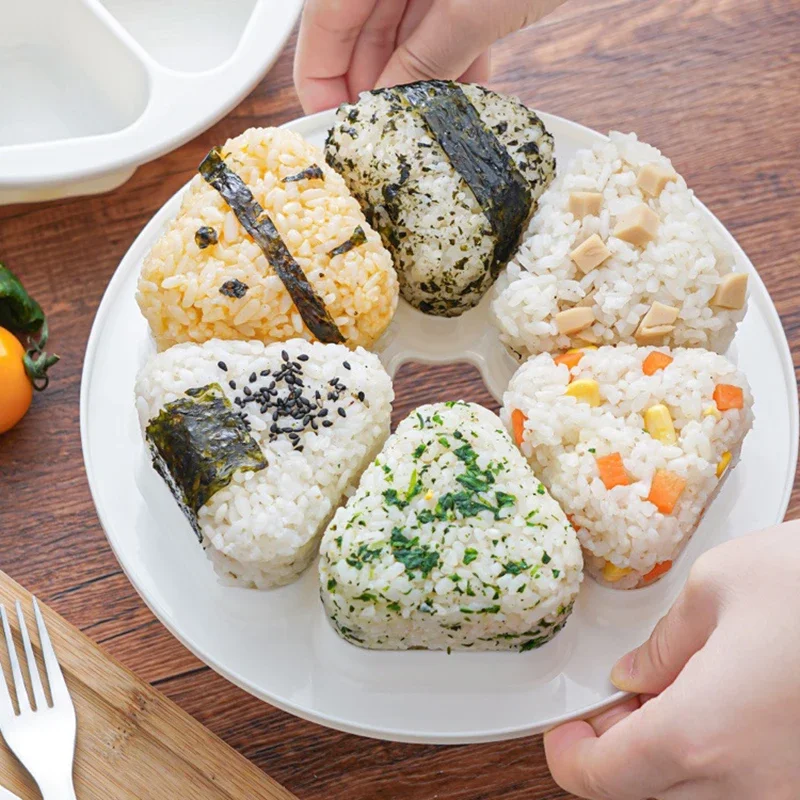6 in 1寿司メーカーボックスおにぎり型三角寿司型ご飯ボー - Rice Ball Mold のレビューと価格